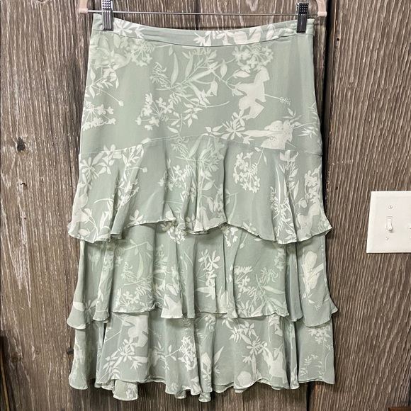 Banana Republic Dresses & Skirts - Banana Republic Sage Green Floral Tiered Ruffle Skirt